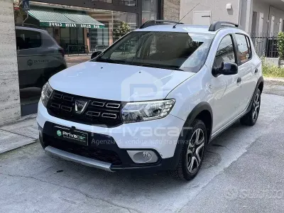 Usata Dacia Sandero Stepway 90 CV (66 kW) 2018 Bianco Berlina
