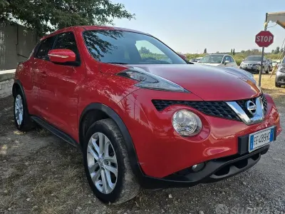Usata Nissan Juke Tekna 110 CV (80 kW) 2016 Rosso SUV