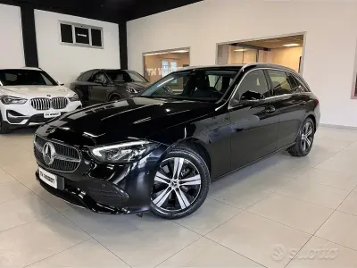 Second-hand Mercedes C220 200 CP (147 kW) 2023 Negru Break