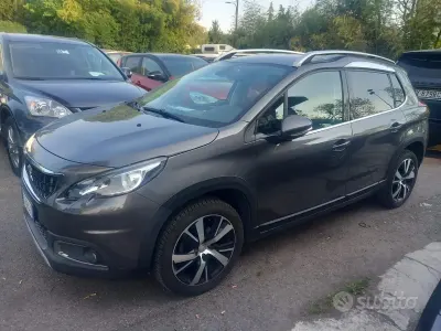 Occasion Peugeot 2008 Allure 99 ch (72 kW) 2016 Gris SUV