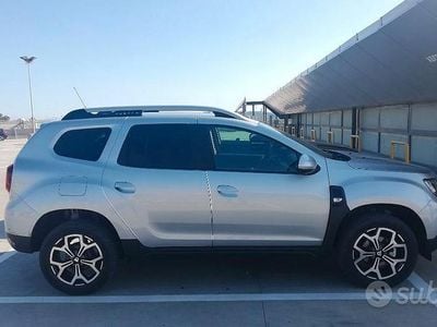 Usata Dacia Duster Prestige 116 CV (85 kW) 2020 Grigio Berlina