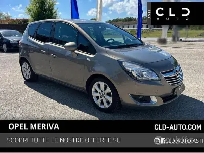 Begagnad Opel Meriva Cosmo 95 HK (69 kW) 2015 Gul Minibuss