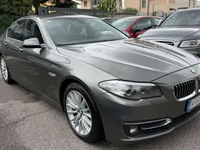Usata BMW 525 Luxury Line 218 CV (160 kW) 2014 Grigio Berlina