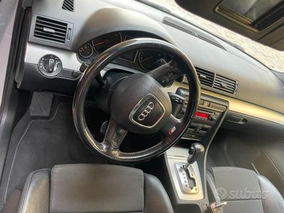 usata Audi A4 A4 1.6 cat Advance