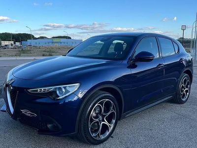 Usata Alfa Romeo Stelvio Executive 190 CV (139 kW) 2020 Blu SUV