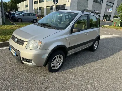 Usata Fiat Panda 4x4 Climbing 60 CV (44 kW) 2008 Utilitaria