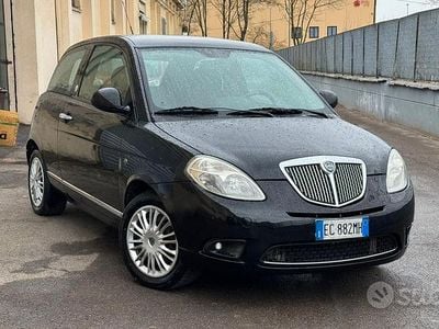 Usata Lancia Ypsilon 77 CV (56 kW) 2010 Nero Utilitaria