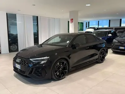Usata Audi RS3 Ambiente 400 CV (294 kW) 2023 Nero Berlina