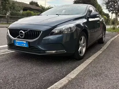 Usata Volvo V40
