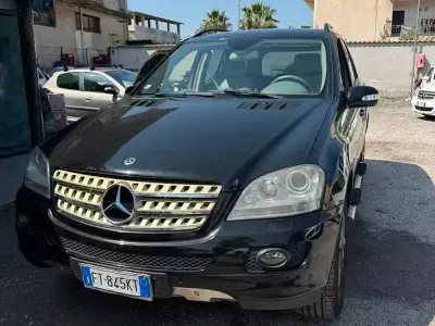 Begagnad Mercedes ML320