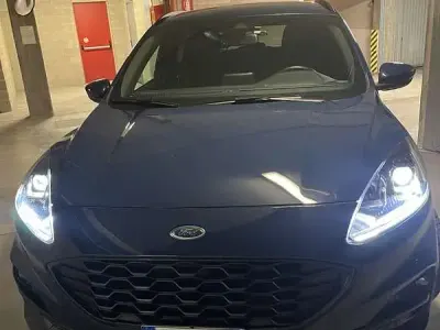 Usata Ford Kuga ST-Line X 152 CV (111 kW) 2024 SUV