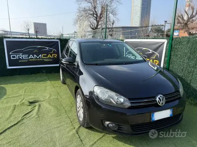 Usata VW Golf VI 102 CV (75 kW) 2010 Nero Utilitaria