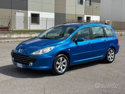 Usata Peugeot 307 90 CV (66 kW) 2007 Blu Station wagon
