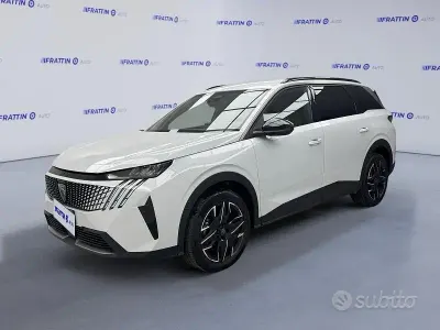 Usata Peugeot 5008 Allure 196 CV (144 kW) 2025 Bianco SUV