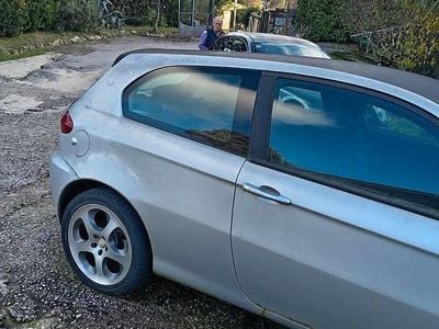 Usata Alfa Romeo 147 2006 Grigio Utilitaria