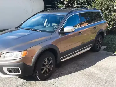 Usata Volvo XC70 163 CV (119 kW) 2011 Marrone Station wagon