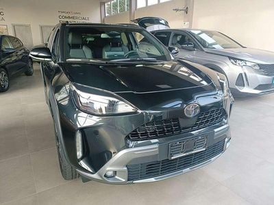 Nuova Toyota Yaris Cross Lounge 92 CV (67 kW) 2026 Nero SUV