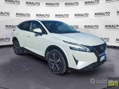 Usata Nissan Qashqai N-Connecta 140 CV (102 kW) 2023 Bianco SUV