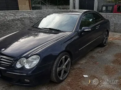 Usata Mercedes CLK270 170 CV (125 kW) 2004 Blu Coupé