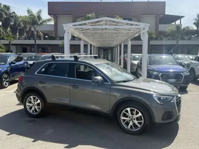 Usata Audi Q3 Business Plus 150 CV (110 kW) 2022 Grigio SUV