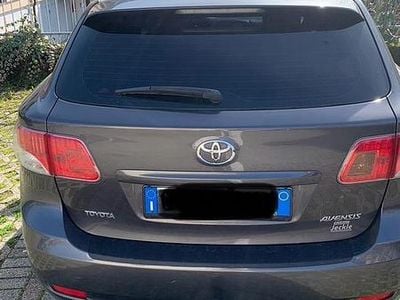 Usata Toyota Avensis 132 CV (97 kW) 2012 Station wagon