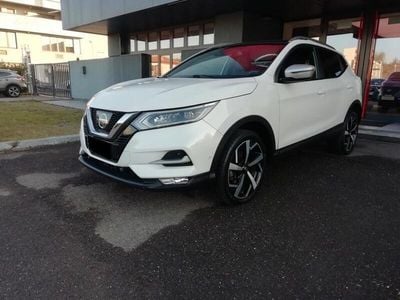 Usata Nissan Qashqai Tekna 131 CV (96 kW) 2018 Bianco SUV