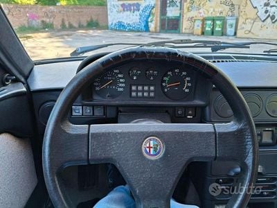 Usata Alfa Romeo 33 118 CV (86 kW) 1989 Grigio Station wagon