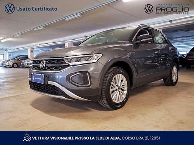 Usata VW T-Roc Life 150 CV (110 kW) 2023 Indium gray met  nero SUV