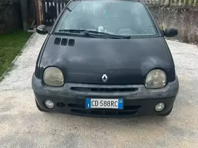 Usata Renault Twingo 58 CV (42 kW) 2002 Utilitaria