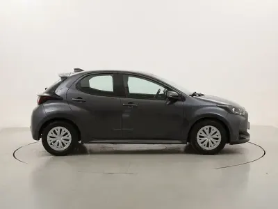 Usata Toyota Yaris Business Edition 72 CV (52 kW) 2023 Utilitaria