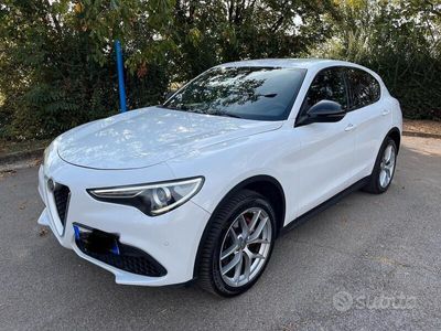 usata Alfa Romeo Stelvio 2.0 t Executive Q4 280cv auto