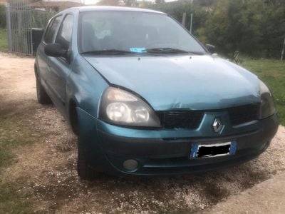 Käytetty Renault Clio II