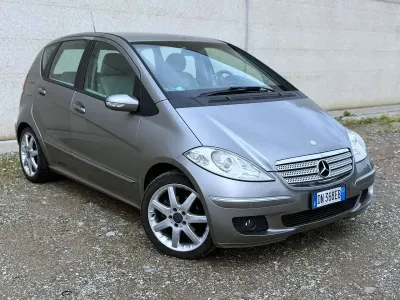 Usata Mercedes A180 Avantgarde 109 CV (80 kW) 2008 Grigio Monovolume
