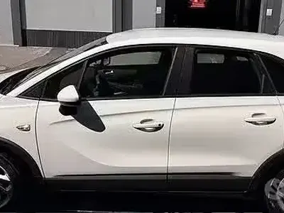 Usado Opel Crossland 120 CV (88 kW) 2020 Blanco SUV