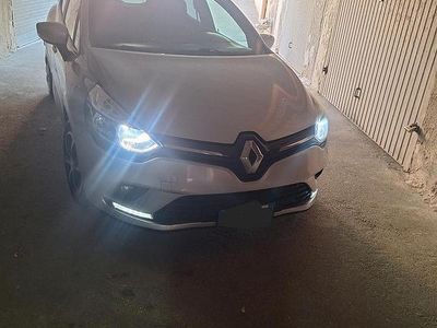 Usata Renault Clio IV 90 CV (66 kW) 2019 Grigio Berlina