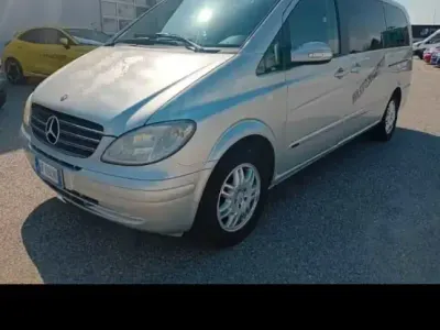 Usata Mercedes Viano 150 CV (110 kW) 2007 Grigio Monovolume