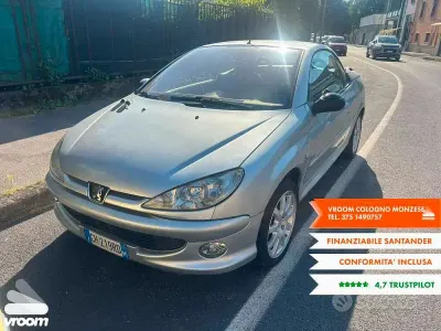 Usata Peugeot 206 CC 109 CV (80 kW) 2003 Gray Cabrio