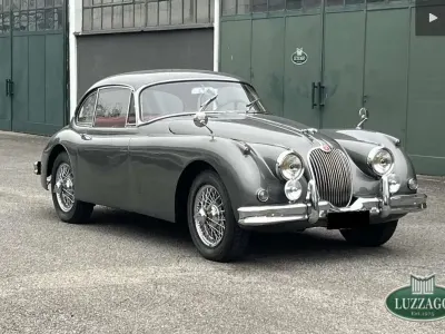 Usata Jaguar XK 223 CV (164 kW) 1960 Grigio Berlina