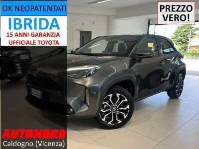 Usata Toyota Yaris Cross Trend 92 CV (67 kW) 2022 Grigio SUV