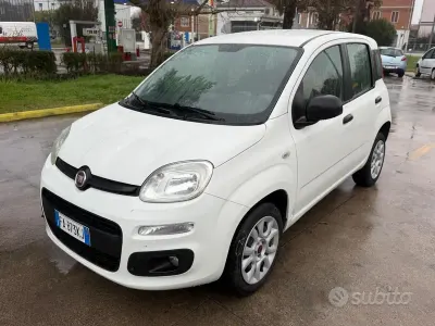 Usata Fiat Panda Lounge 80 CV (58 kW) 2016 Bianco Utilitaria