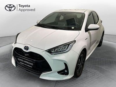 Usata Toyota Yaris Hybrid Trend 116 CV (85 kW) 2022 Bianco Berlina