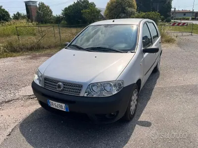 Usata Fiat Punto Classica 60 CV (44 kW) 2008 Grigio Utilitaria