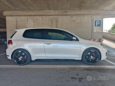 Usata VW Golf VI GTI 210 CV (154 kW) 2009 Bianco Utilitaria