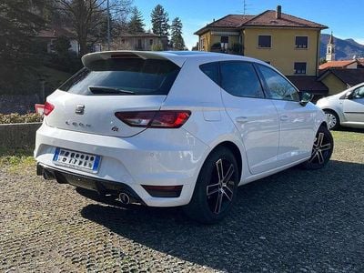 Usata Seat Leon FR 150 CV (110 kW) 2015 Bianco Berlina