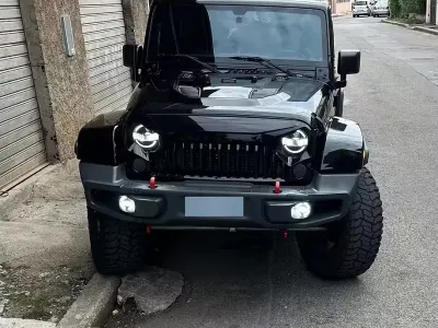 Usata Jeep Wrangler 200 CV (147 kW) 2014 Nero SUV