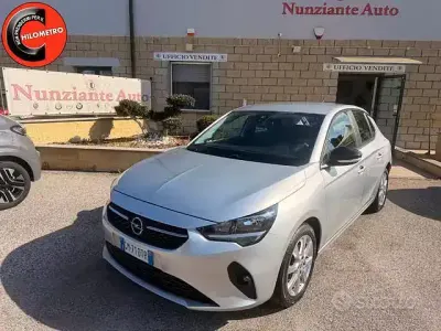 Usata Opel Corsa Edition 102 CV (75 kW) 2023 Grigio Utilitaria