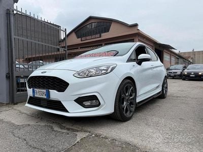 Usata Ford Fiesta S 86 CV (63 kW) 2018 Bianco Utilitaria