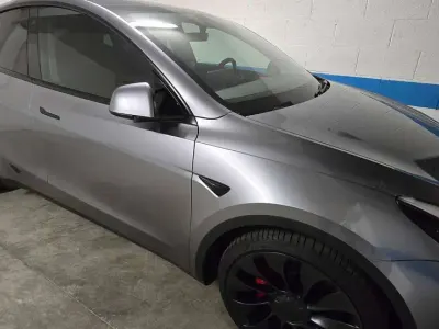Usata Tesla Model Y Performance 155 kW (211 CV) 2023 Grigio SUV