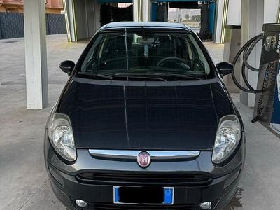 Usata Fiat Punto Evo 90 CV (66 kW) 2009 Grigio Utilitaria