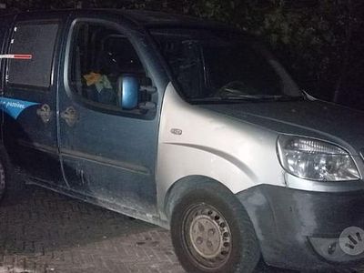 Usata Fiat Doblò 63 CV (46 kW) 2001 Blu Monovolume